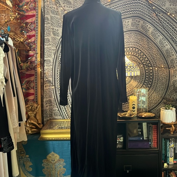Heather Velour Robe Housecoat Lounging Gown Black Size 40” Bust - Picture 5 of 9